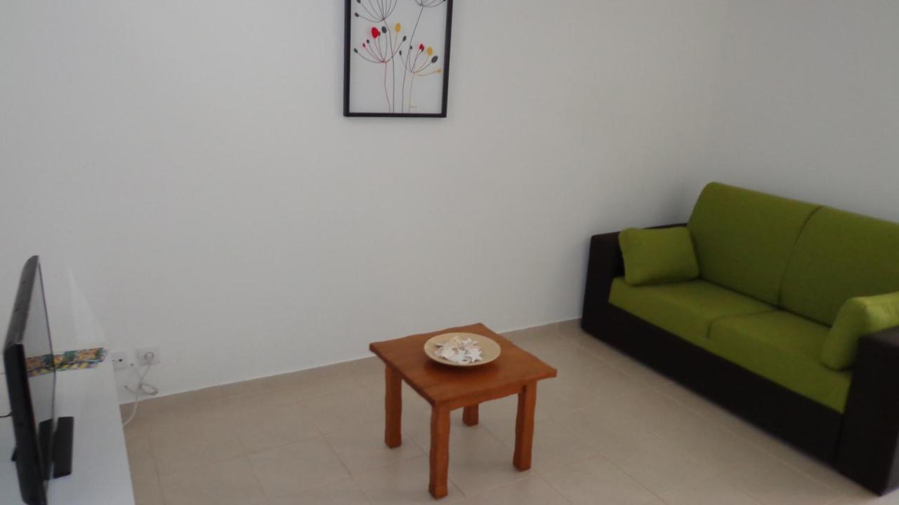 Nunes Apartments Mexilhoeira da Carregacao Buitenkant foto